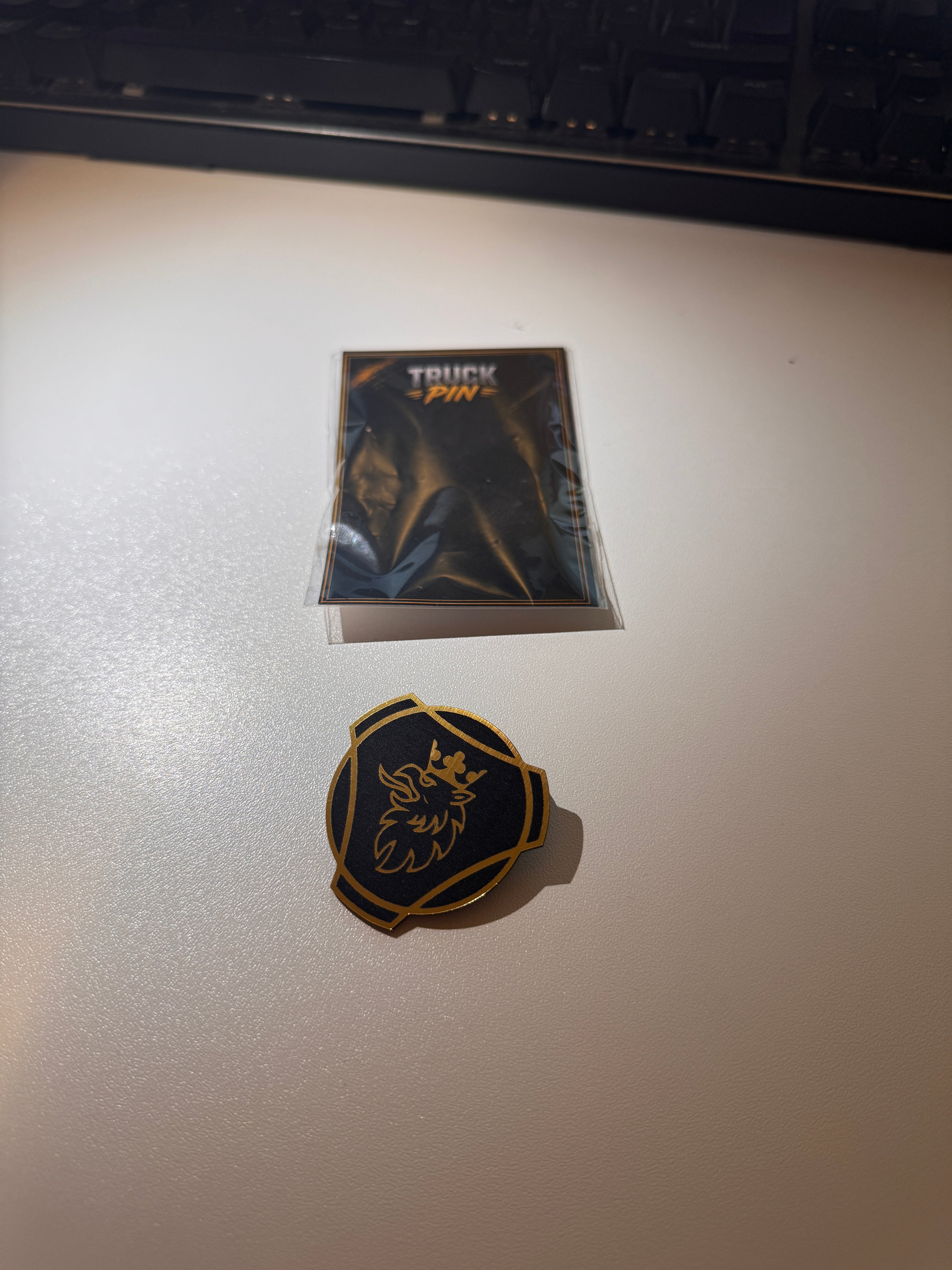 Scania Pin