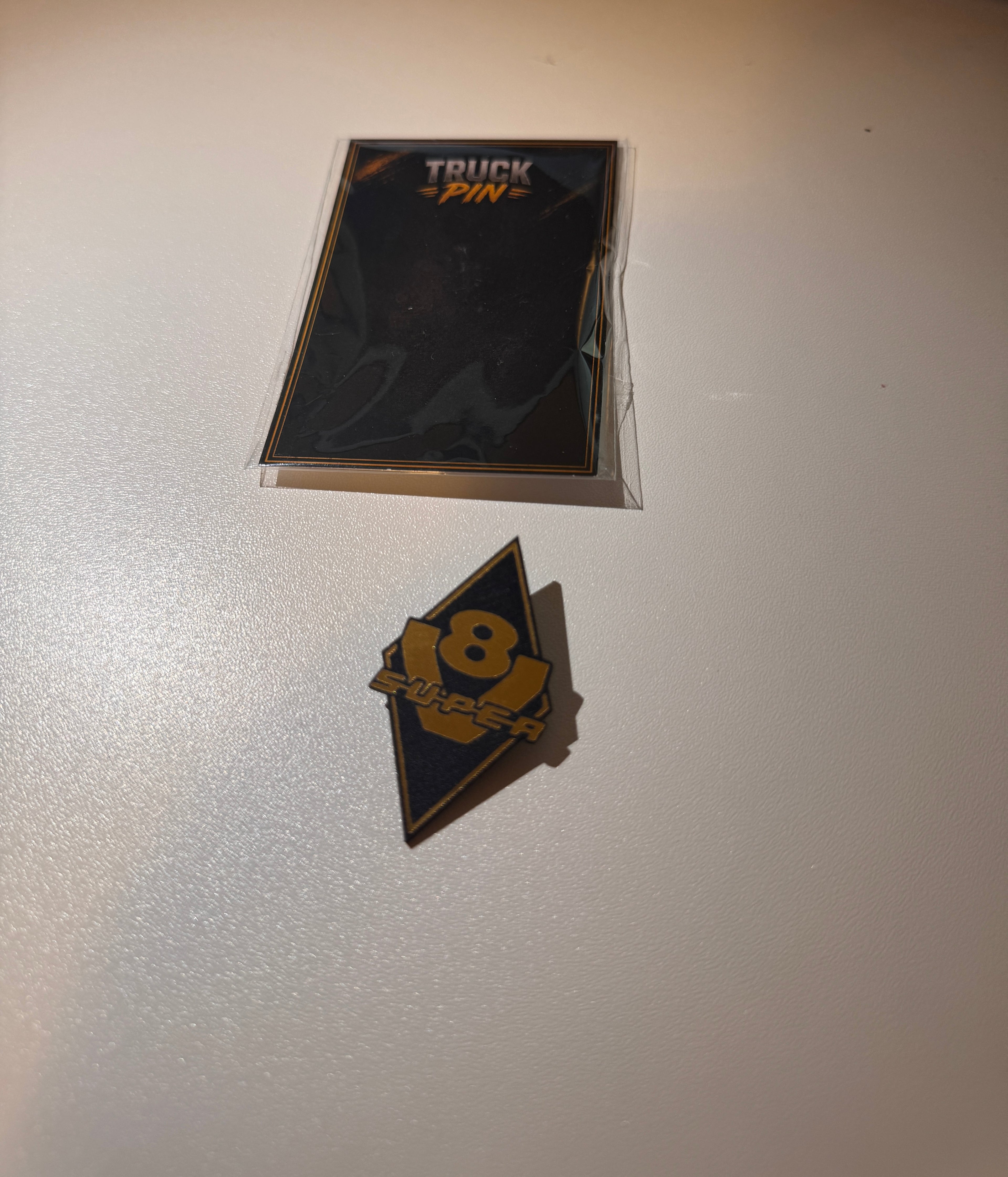 Scania V8 Pin